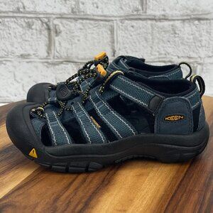 Keen Newport H2 Youth Kids Sz. 11 Teal Black Closed Toe Sandals